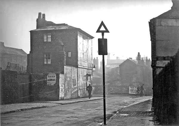 Wisemore with St. Paul's Street off to the left, c.1937.